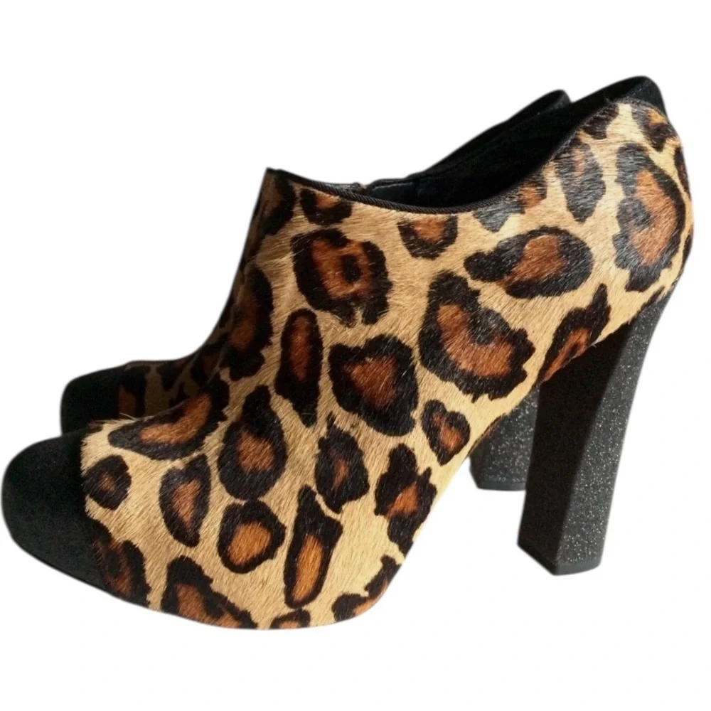 Sam Edelman size 10 Felix leopard calf hair platform bootie NWOT